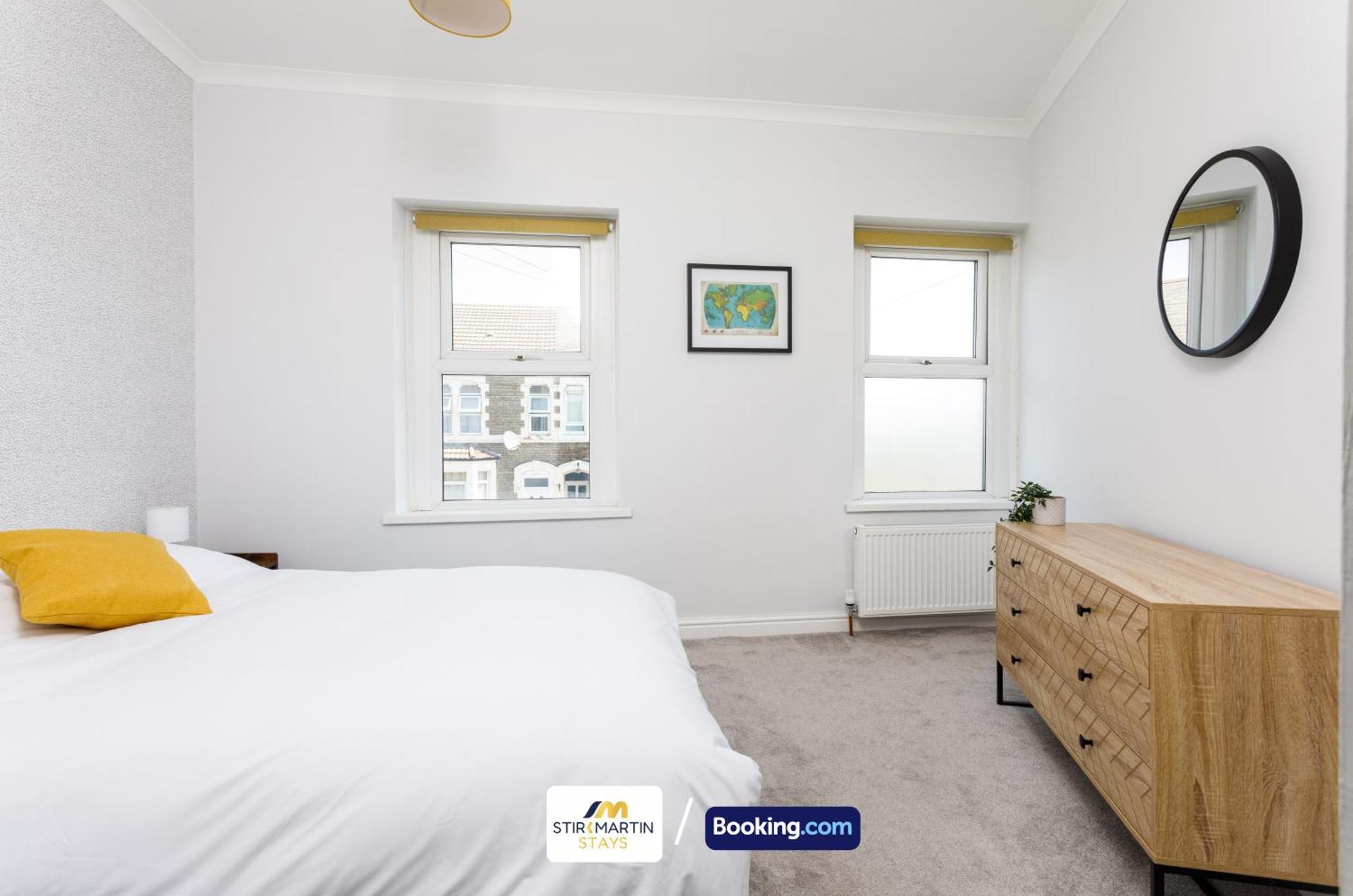 Comfy 3Bed House By Stirkmartin Stays Short Lets & Serviced Accommodation Cardiff With Free Parking & 8Mins To City Centre Ngoại thất bức ảnh